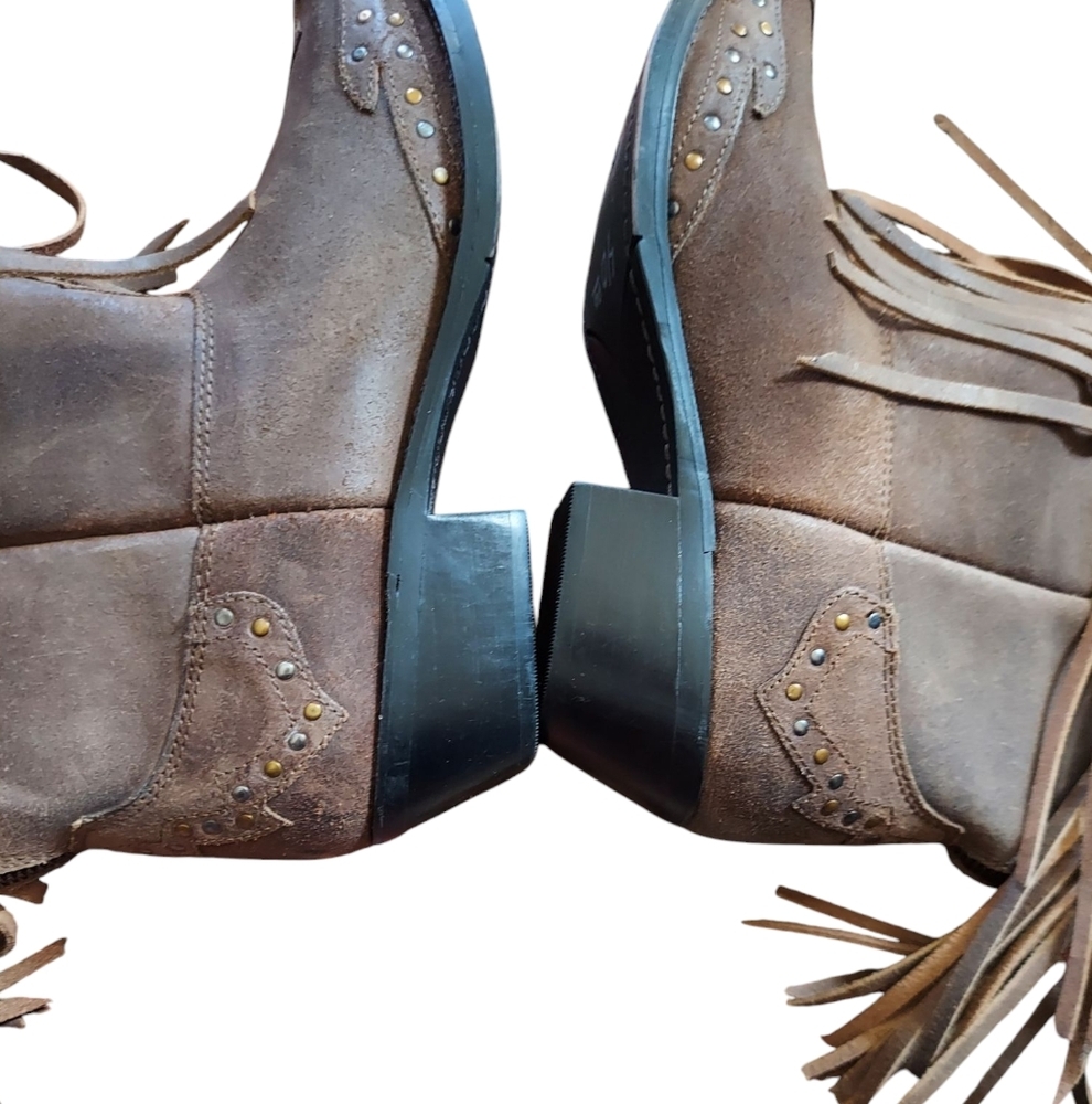 Laredo Fringed Leather Snip Toe Boot - Picture 8 of 11
